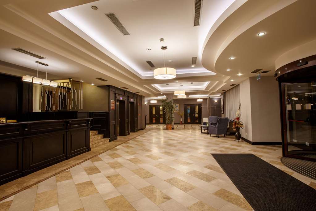 فندق سيفِسوارافي  فندق دوبل تري من هيلتون سيغيسوارا - كافالير المظهر الداخلي الصورة